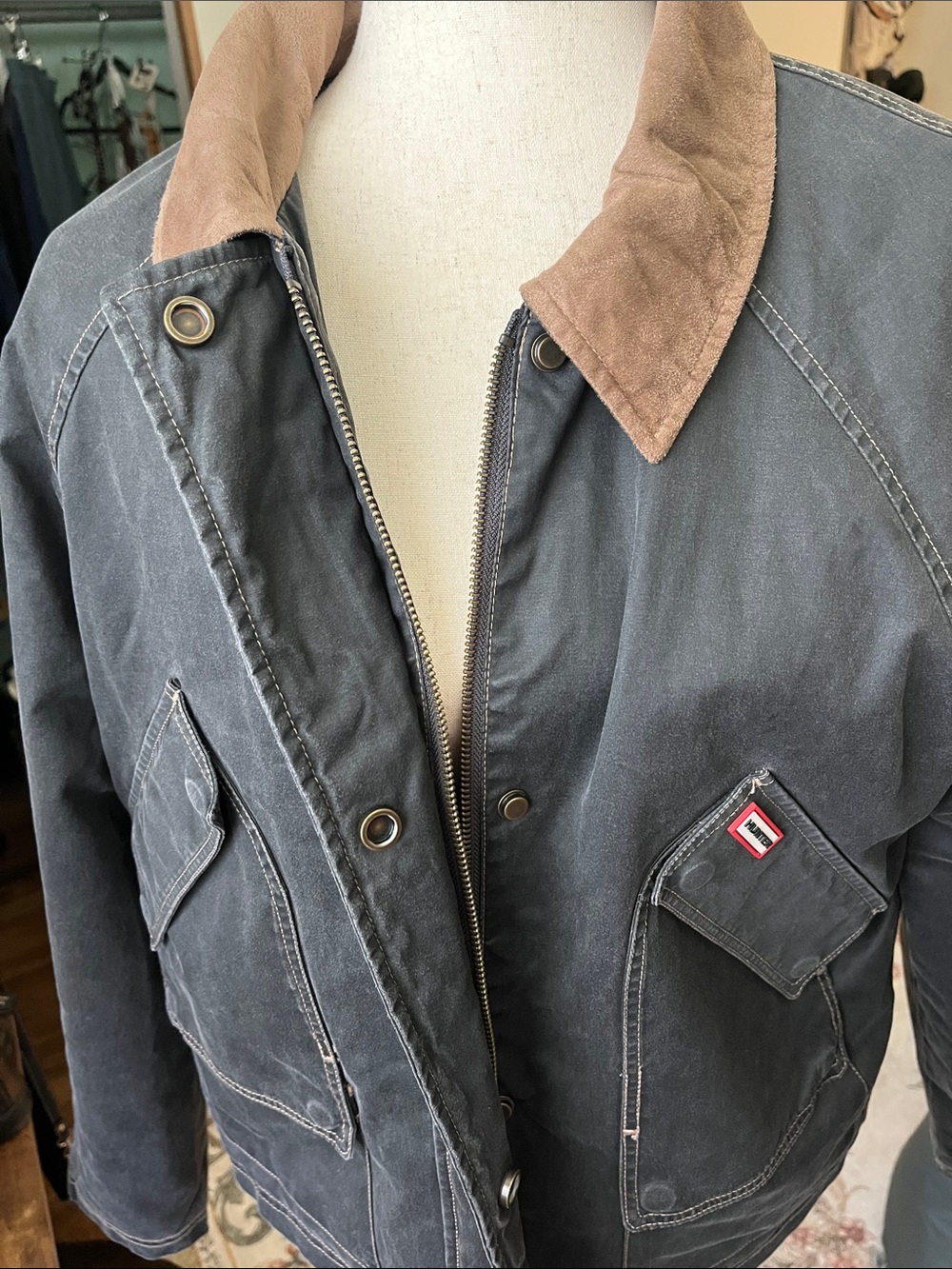 Hunter chore coat/Work Jacket with Tan Collar - Picture 7 of 11